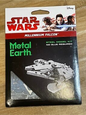 Metal Earth: Star Wars - Millennium Falcon -3D Metal Model Kit 14+, Disney, New